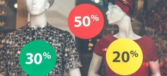 Schaufenster mit Rabatten